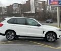 Белый БМВ Х5, объемом двигателя 2 л и пробегом 149 тыс. км за 29990 $, фото 6 на Automoto.ua