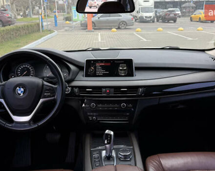 Белый БМВ Х5, объемом двигателя 2 л и пробегом 131 тыс. км за 25000 $, фото 10 на Automoto.ua