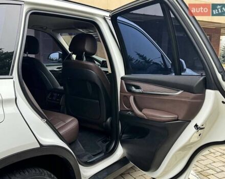 Белый БМВ Х5, объемом двигателя 2 л и пробегом 248 тыс. км за 22500 $, фото 32 на Automoto.ua