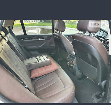 Білий БМВ Х5, об'ємом двигуна 2.99 л та пробігом 189 тис. км за 26000 $, фото 10 на Automoto.ua