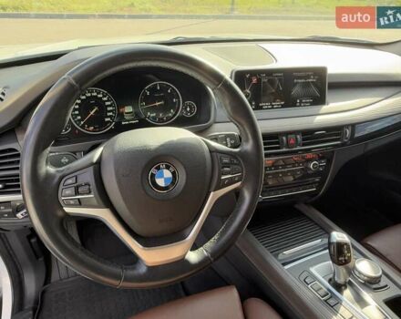 Белый БМВ Х5, объемом двигателя 2.99 л и пробегом 176 тыс. км за 31500 $, фото 17 на Automoto.ua