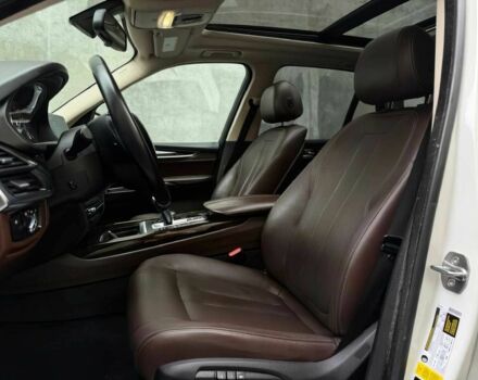 Білий БМВ Х5, об'ємом двигуна 3 л та пробігом 74 тис. км за 5500 $, фото 6 на Automoto.ua