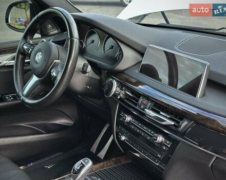 БМВ Х5 2015 в Кривом Роге на Automoto.ua Белый БМВ Х5, объемом двигателя 2.98 л и пробегом 115 тыс. км за 30000 $, фото 11 на Automoto.ua