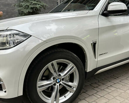 Білий БМВ Х5, об'ємом двигуна 2.99 л та пробігом 125 тис. км за 41500 $, фото 11 на Automoto.ua