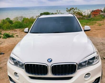 Белый БМВ Х5, объемом двигателя 2.98 л и пробегом 83 тыс. км за 26000 $, фото 10 на Automoto.ua