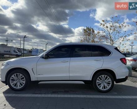 Белый БМВ Х5, объемом двигателя 2.99 л и пробегом 176 тыс. км за 31500 $, фото 4 на Automoto.ua