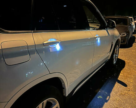 Білий БМВ Х5, об'ємом двигуна 2.99 л та пробігом 125 тис. км за 41500 $, фото 50 на Automoto.ua