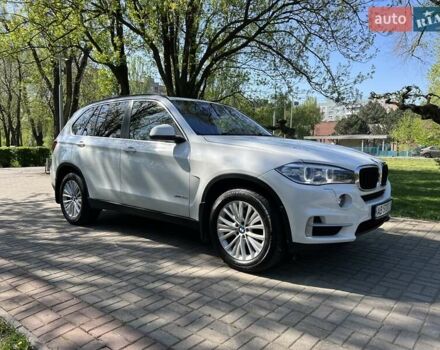 Белый БМВ Х5, объемом двигателя 2 л и пробегом 168 тыс. км за 30000 $, фото 4 на Automoto.ua