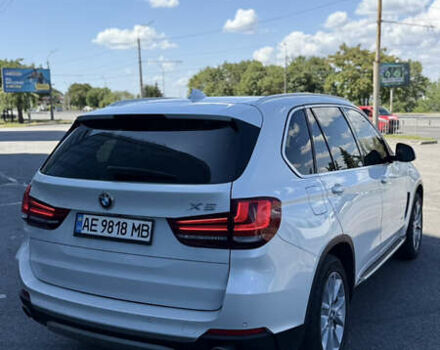 БМВ Х5 2015 в Днепре (Днепропетровске) на Automoto.ua Белый БМВ Х5, объемом двигателя 3 л и пробегом 225 тыс. км за 22000 $, фото 10 на Automoto.ua