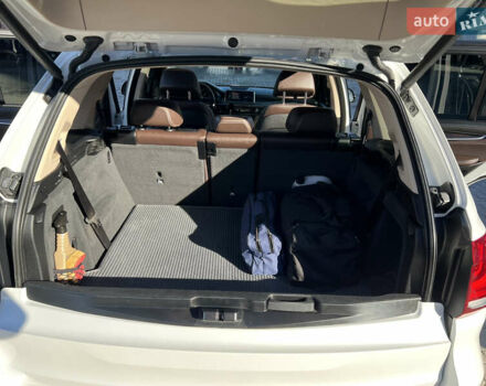 Білий БМВ Х5, об'ємом двигуна 2.98 л та пробігом 203 тис. км за 22900 $, фото 28 на Automoto.ua