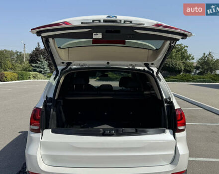 Белый БМВ Х5, объемом двигателя 2.98 л и пробегом 126 тыс. км за 26000 $, фото 42 на Automoto.ua