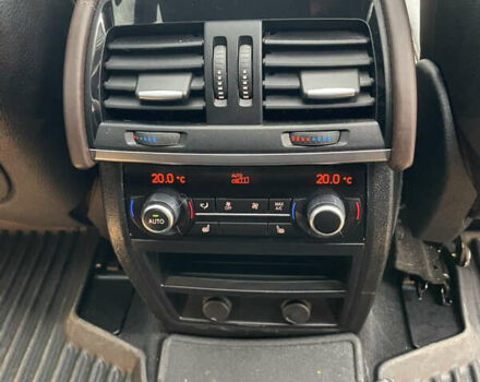 Білий БМВ Х5, об'ємом двигуна 2.99 л та пробігом 238 тис. км за 31000 $, фото 10 на Automoto.ua