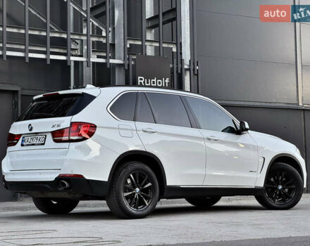 Белый БМВ Х5, объемом двигателя 3 л и пробегом 208 тыс. км за 21990 $, фото 3 на Automoto.ua