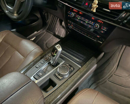 БМВ Х5 2015 в Днепре (Днепропетровске) на Automoto.ua Белый БМВ Х5, объемом двигателя 2 л и пробегом 159 тыс. км за 24800 $, фото 10 на Automoto.ua