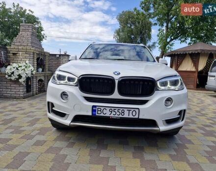 Белый БМВ Х5, объемом двигателя 2.98 л и пробегом 198 тыс. км за 19300 $, фото 1 на Automoto.ua