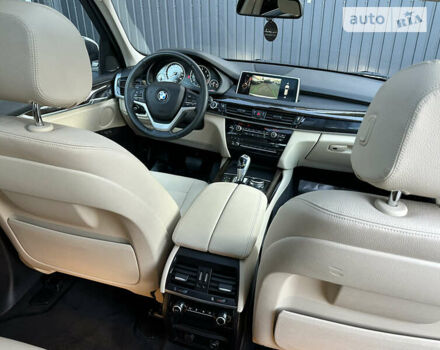 Белый БМВ Х5, объемом двигателя 2.98 л и пробегом 127 тыс. км за 24999 $, фото 14 на Automoto.ua