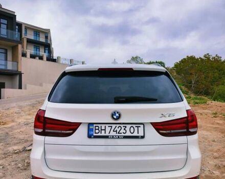 Белый БМВ Х5, объемом двигателя 2.98 л и пробегом 83 тыс. км за 26000 $, фото 6 на Automoto.ua