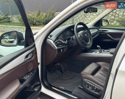 Білий БМВ Х5, об'ємом двигуна 3 л та пробігом 178 тис. км за 30500 $, фото 18 на Automoto.ua