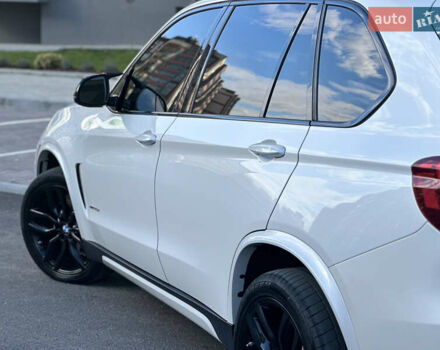 Білий БМВ Х5, об'ємом двигуна 2.99 л та пробігом 223 тис. км за 27800 $, фото 19 на Automoto.ua