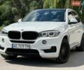 Білий БМВ Х5, об'ємом двигуна 2.98 л та пробігом 180 тис. км за 15999 $, фото 1 на Automoto.ua