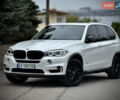 Белый БМВ Х5, объемом двигателя 3 л и пробегом 205 тыс. км за 26900 $, фото 3 на Automoto.ua