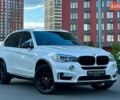 Белый БМВ Х5, объемом двигателя 3 л и пробегом 204 тыс. км за 27900 $, фото 1 на Automoto.ua