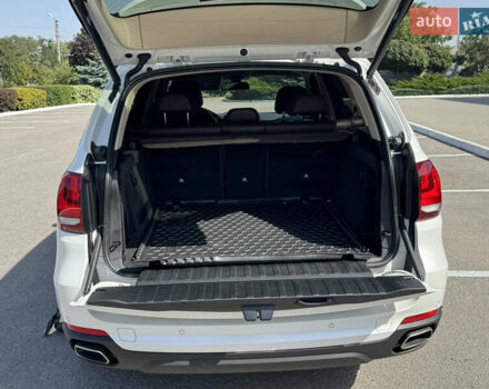 Белый БМВ Х5, объемом двигателя 2.98 л и пробегом 126 тыс. км за 26000 $, фото 43 на Automoto.ua