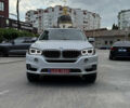 Белый БМВ Х5, объемом двигателя 2 л и пробегом 158 тыс. км за 28000 $, фото 2 на Automoto.ua