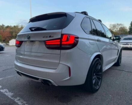 Белый БМВ Х5, объемом двигателя 4.4 л и пробегом 74 тыс. км за 8000 $, фото 6 на Automoto.ua