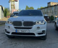 Белый БМВ Х5, объемом двигателя 4.39 л и пробегом 113 тыс. км за 27000 $, фото 1 на Automoto.ua