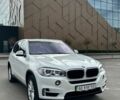 Білий БМВ Х5, об'ємом двигуна 2 л та пробігом 160 тис. км за 19200 $, фото 1 на Automoto.ua