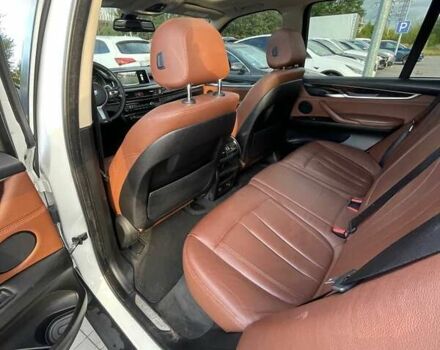 Білий БМВ Х5, об'ємом двигуна 2.98 л та пробігом 204 тис. км за 17300 $, фото 23 на Automoto.ua