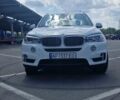 Білий БМВ Х5, об'ємом двигуна 2.98 л та пробігом 102 тис. км за 26500 $, фото 2 на Automoto.ua