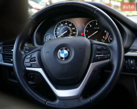 Белый БМВ Х5, объемом двигателя 3 л и пробегом 119 тыс. км за 38300 $, фото 24 на Automoto.ua