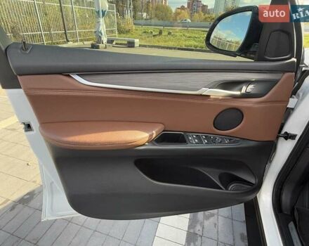 Белый БМВ Х5, объемом двигателя 2.99 л и пробегом 176 тыс. км за 31500 $, фото 19 на Automoto.ua