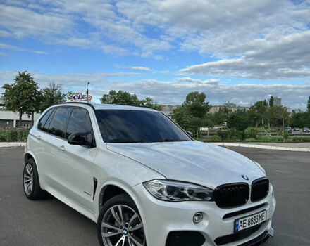 БМВ Х5 2015 в Кривом Роге на Automoto.ua Белый БМВ Х5, объемом двигателя 2.98 л и пробегом 115 тыс. км за 30000 $, фото 2 на Automoto.ua