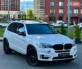 Белый БМВ Х5, объемом двигателя 3 л и пробегом 204 тыс. км за 27900 $, фото 1 на Automoto.ua