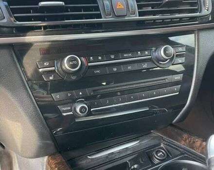 Білий БМВ Х5, об'ємом двигуна 2.98 л та пробігом 204 тис. км за 17300 $, фото 19 на Automoto.ua