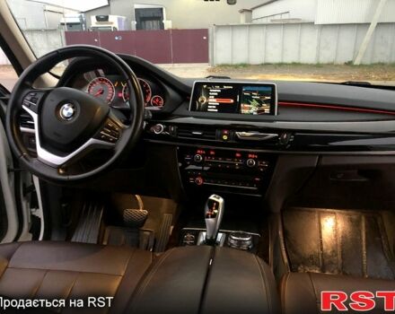 Белый БМВ Х5, объемом двигателя 3 л и пробегом 98 тыс. км за 28500 $, фото 2 на Automoto.ua