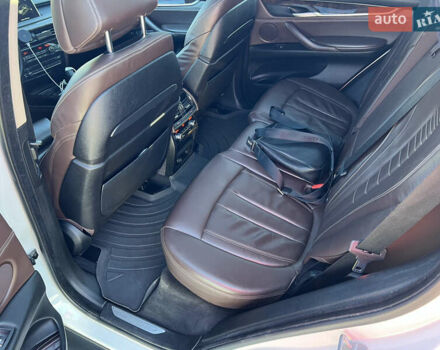 Білий БМВ Х5, об'ємом двигуна 2.98 л та пробігом 203 тис. км за 22900 $, фото 17 на Automoto.ua