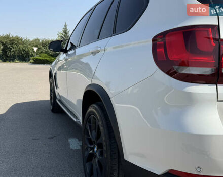 Белый БМВ Х5, объемом двигателя 2.98 л и пробегом 126 тыс. км за 26000 $, фото 66 на Automoto.ua