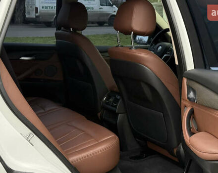 Белый БМВ Х5, объемом двигателя 2 л и пробегом 131 тыс. км за 25000 $, фото 11 на Automoto.ua