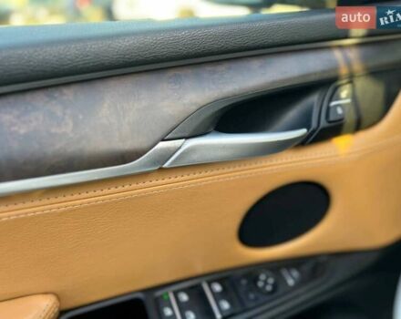 Белый БМВ Х5, объемом двигателя 2.99 л и пробегом 285 тыс. км за 24000 $, фото 19 на Automoto.ua