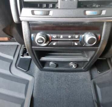 Білий БМВ Х5, об'ємом двигуна 2.98 л та пробігом 102 тис. км за 26500 $, фото 26 на Automoto.ua