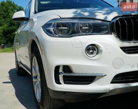 Белый БМВ Х5, объемом двигателя 3 л и пробегом 119 тыс. км за 38300 $, фото 38 на Automoto.ua