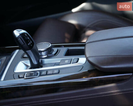 Белый БМВ Х5, объемом двигателя 3 л и пробегом 119 тыс. км за 38300 $, фото 14 на Automoto.ua