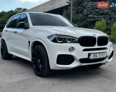 Белый БМВ Х5, объемом двигателя 2 л и пробегом 139 тыс. км за 29300 $, фото 11 на Automoto.ua
