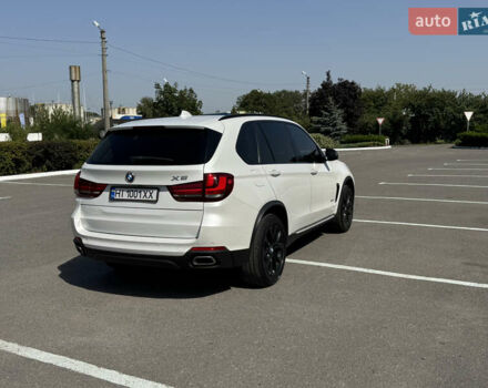 Белый БМВ Х5, объемом двигателя 2.98 л и пробегом 126 тыс. км за 26000 $, фото 7 на Automoto.ua