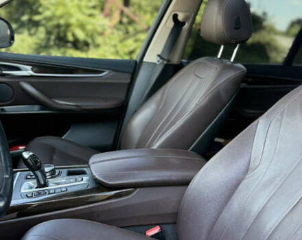 БМВ Х5 2015 в Днепре (Днепропетровске) на Automoto.ua Белый БМВ Х5, объемом двигателя 3 л и пробегом 225 тыс. км за 22000 $, фото 34 на Automoto.ua