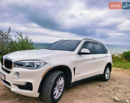 Белый БМВ Х5, объемом двигателя 2.98 л и пробегом 83 тыс. км за 26000 $, фото 3 на Automoto.ua